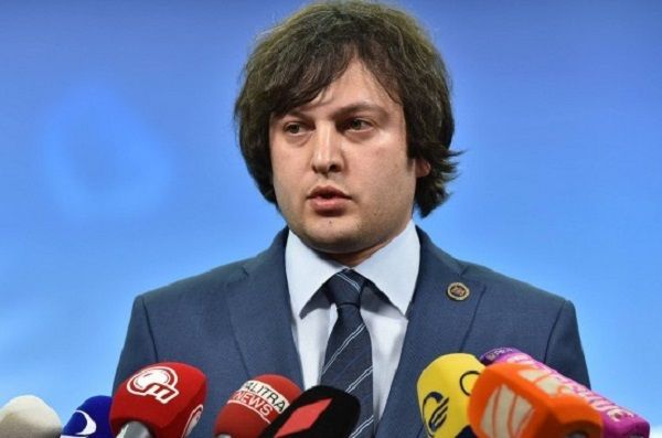 კობახიძემ აზერბაიჯანში ვიზიტი შეწყვიტა და თბილისში ბრუნდება
