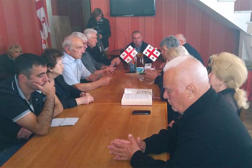 პრორუსული ორგანიზაციის დამფუძნებელი სუს–ს შანტაჟსა და თავდასხმაში ადანაშაულებს