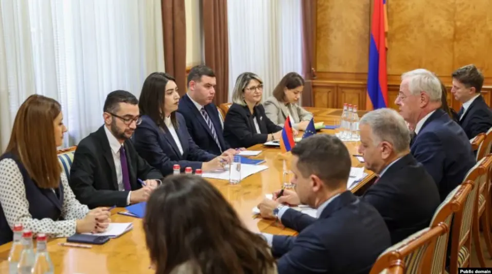 Армении передан план действий по либерализации визового режима с ЕС