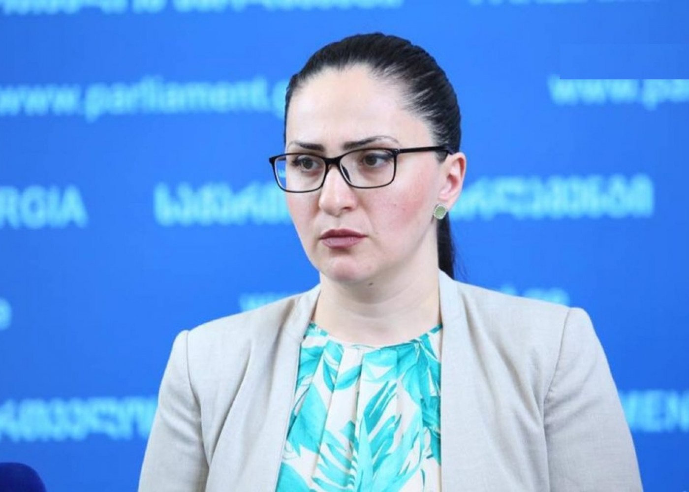 "ცალკეული პოლიციელების ქმედებისთვის გიორგი გახარია პასუხს ვერ აგებს"