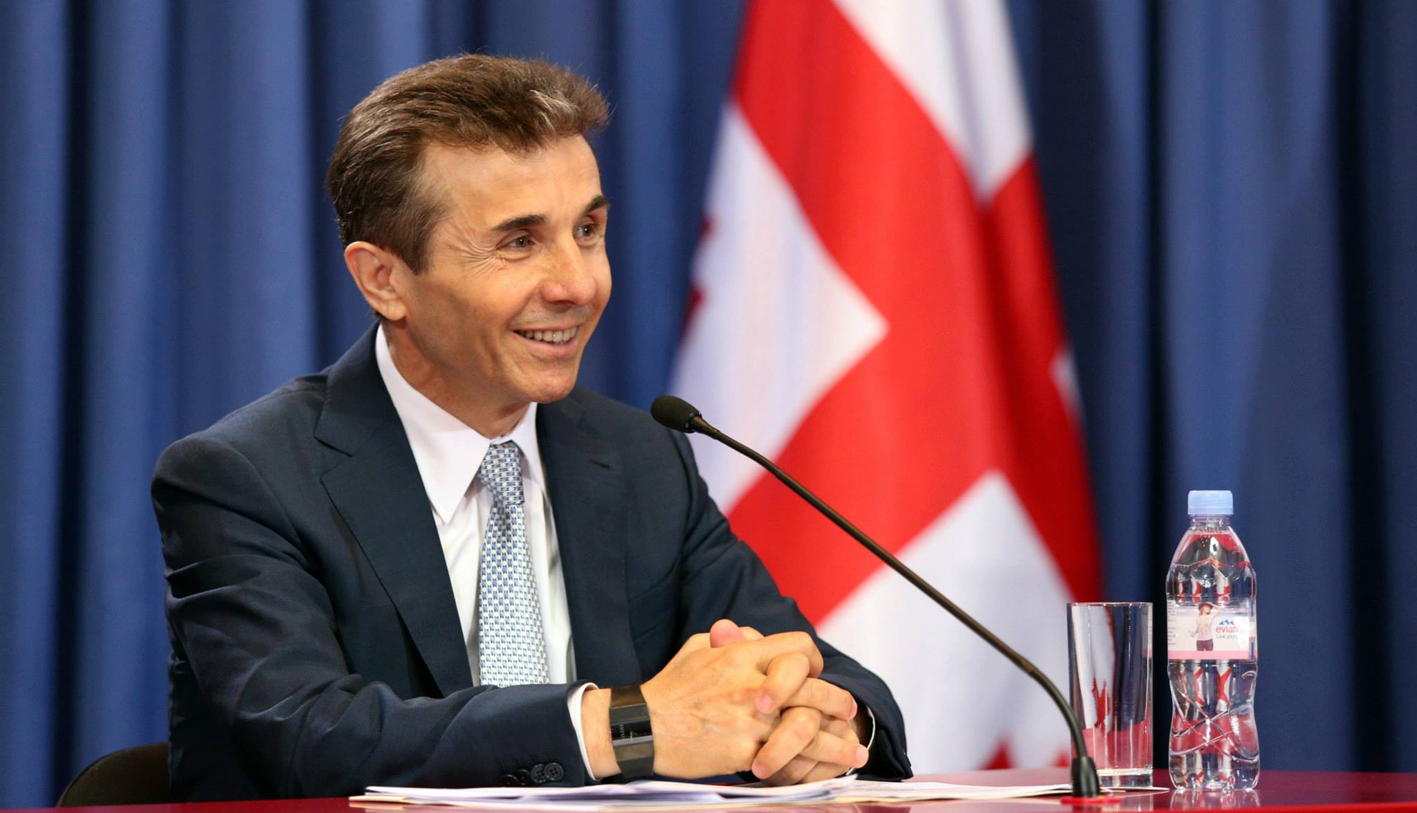 სტუდენტების საინიციატივო ჯგუფი ბიძინა ივანიშვილს ღია წერილით მიმართავს