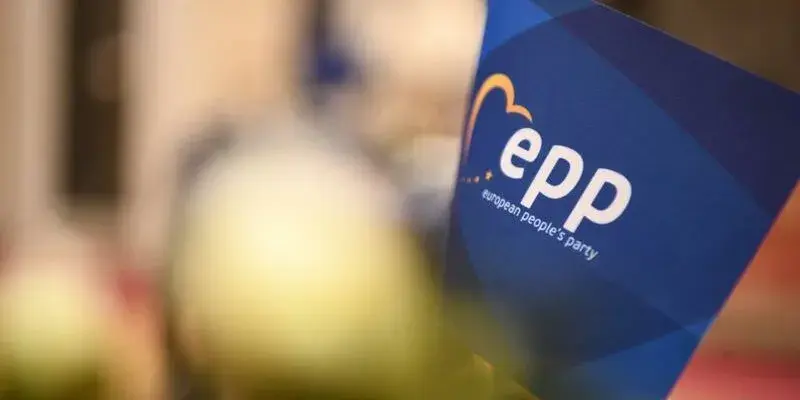 EPP: мы всегда на стороне народа Грузии