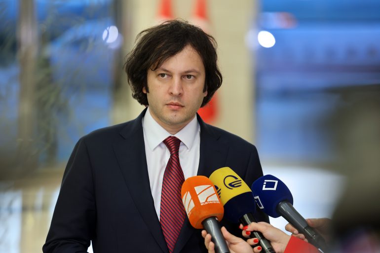 პრემიერი – ჩხრეკაზე: "დაელოდეთ გამოძიებას, ეს ინფორმაცია საზოგადოებისთვის შეიძლება, ძალიან საინტერესო იყოს"