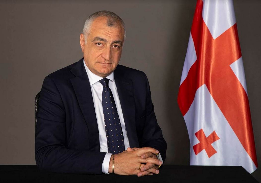 ხაზარაძე: პროკურატურიდან დამიკავშირდნენ, დაკავება უნდათ