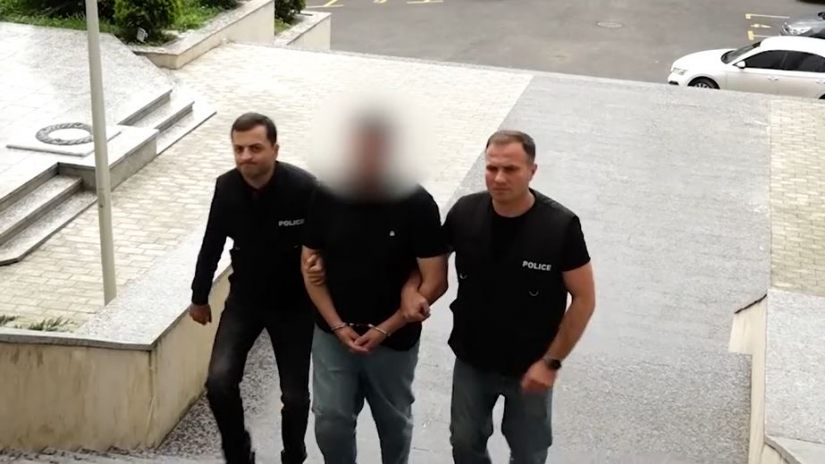 По обвинению в нападении на полицейских задержан участник протеста в Тбилиси