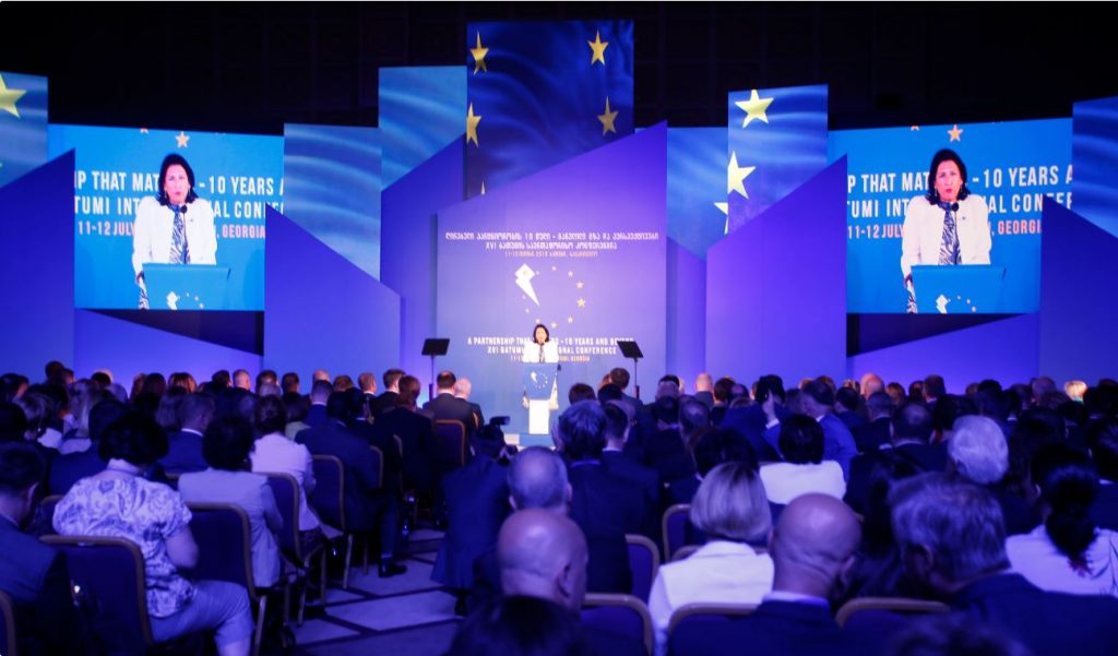 "ქართველი ხალხი ევროპისაგან მეტ მხარდაჭერას ელოდება"