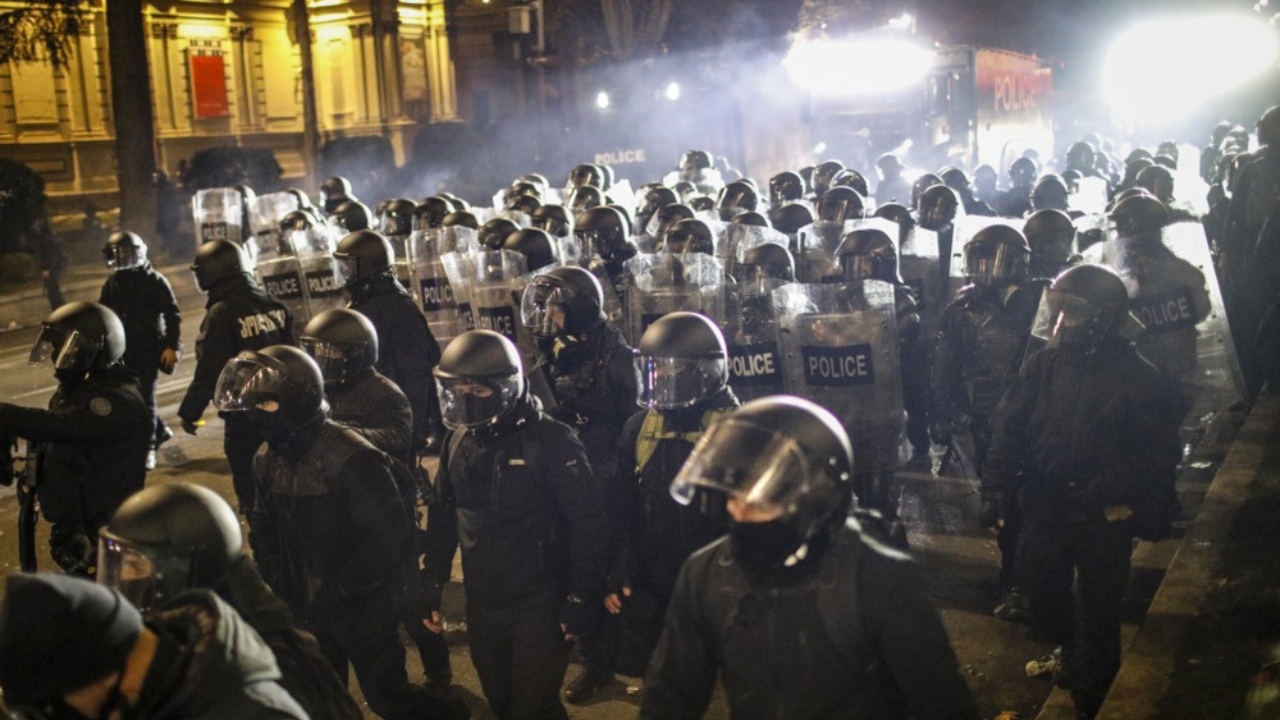 2024 წელს ბიუჯეტიდან პრემია/დანამატების სახით 527,5 მილიონი ლარი გაიცა - IDFI