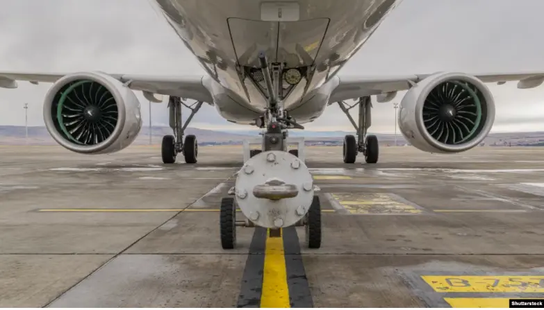 Рейсы из Израиля, Ирана и ОАЭ снова отменены — ситуация в грузинских аэропортах