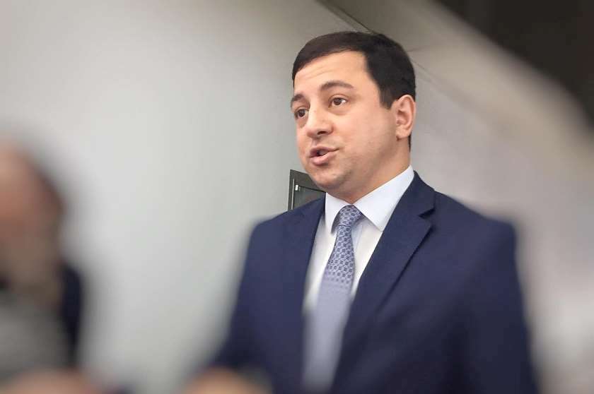 პარლამენტის თავმჯდომარე: „რუსთავი 2“-ის მენეჯმენტი მფლობელის პრეროგატივაა"