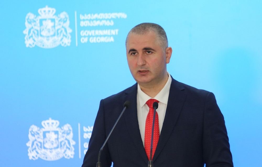 ფინანსთა მინისტრი განმარტავს, ვის და რამდენი პროცენტით გაეზრდება ხელფასი