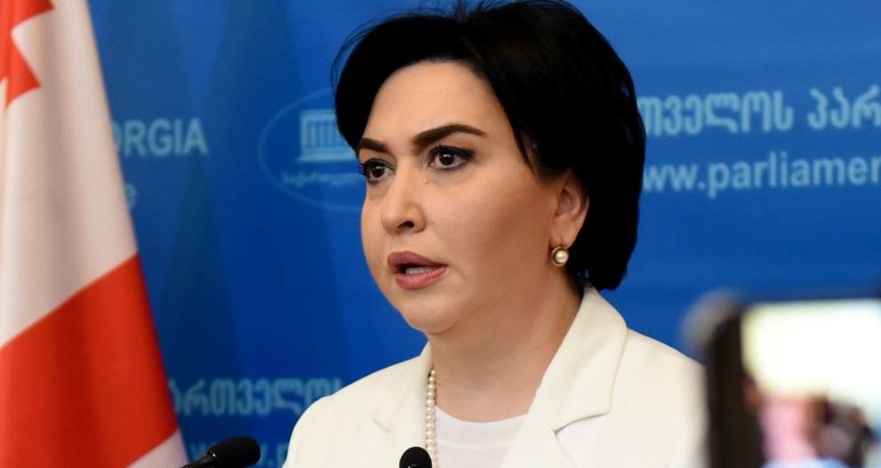 ეკა ბესელია ვანო ზარდიაშვილს ეთიკის საბჭოში უჩივლებს –"ლაჩარი და არარაობა!"