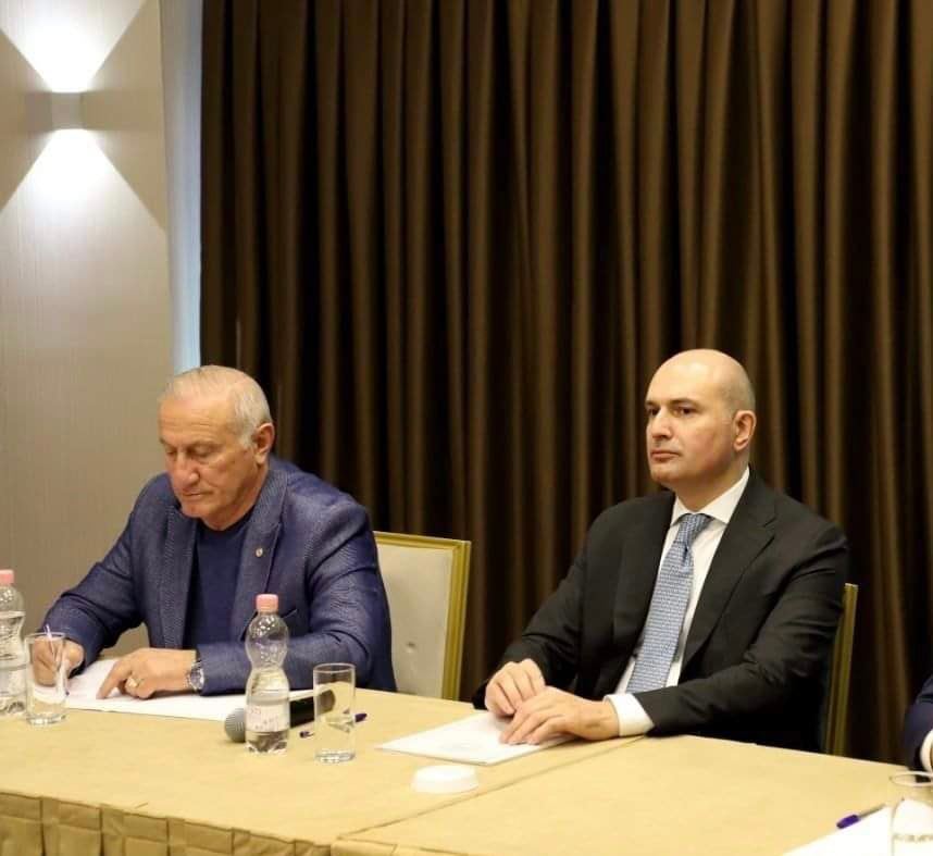 „დიალოგი მშვიდობისათვის“ - დევნილ საზოგადოებასთან შეხვედრა გაიმართა