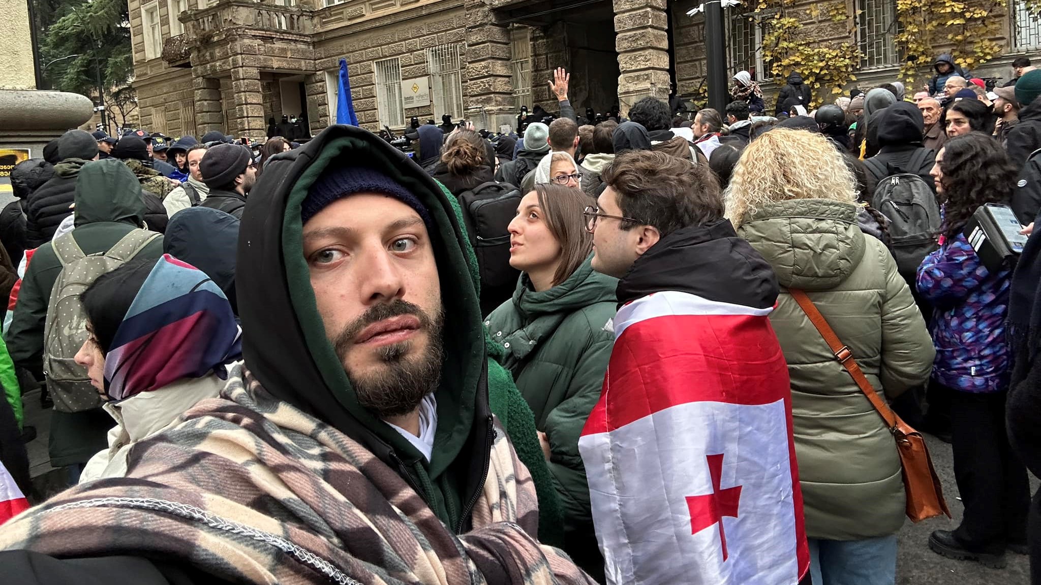 სხვიტარიძე: უმიზეზოდ დამიწყეს ცემა, ერთ-ერთი პოლიციელი მახრჩობდა - ვიგუდებოდი და ვითიშებოდი