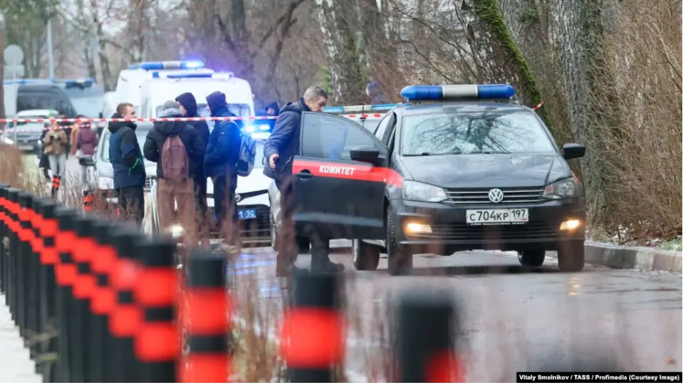 В Подмосковье школьник напал с ножом на учеников, один ребёнок погиб