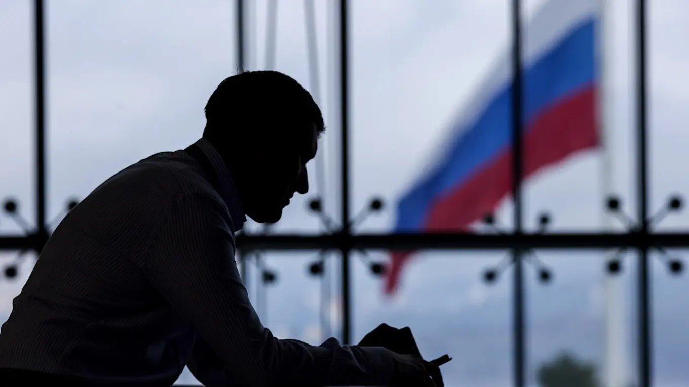 Больше половины российских компаний приготовились к падению экономики