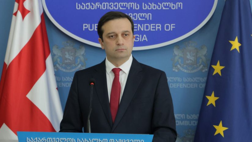 Офис омбудсмена Грузии сообщает о давлении на задержанного блогера