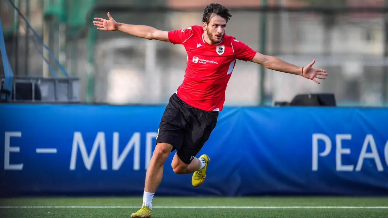 საქართველოს საფეხბურთო ნაკრების ახალი კაპიტანი ხვიჩა კვარაცხელია იქნება