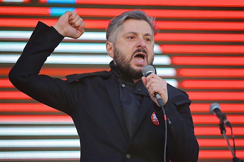 "ფული გვაქვს. ორშაბათიდან ვიწყებთ ჟურნალისტებთან ხელშეკრულებების გაფორმებას"