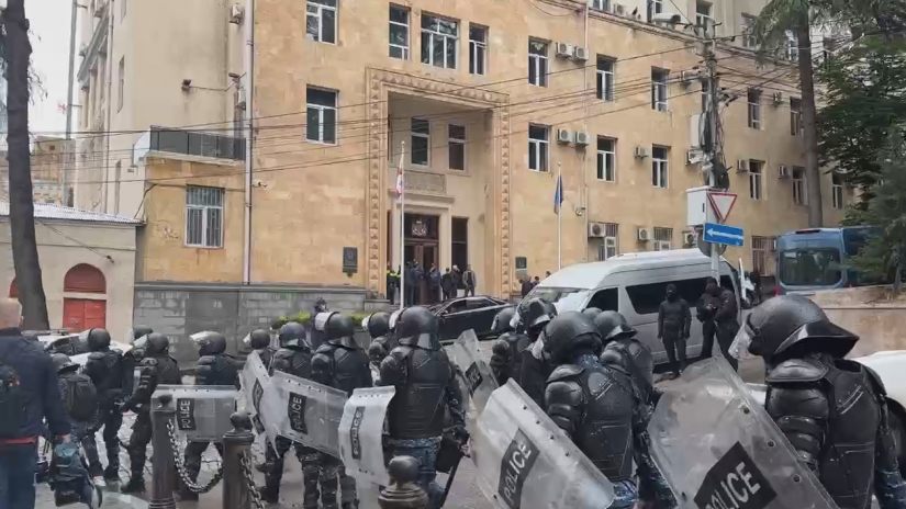 Задержанный на митинге Гурам Адамия перевезен в клинику