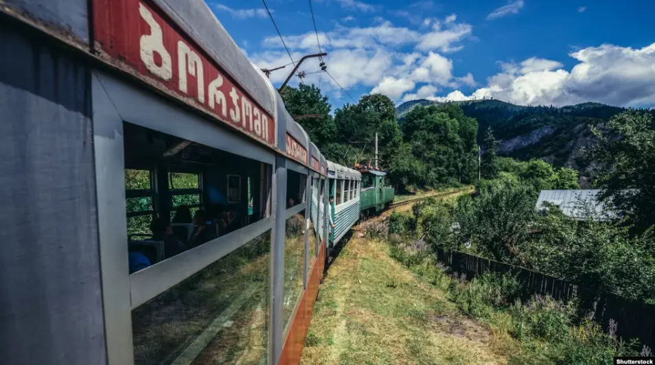 В Грузии восстановят знаменитый поезд «кукушка»