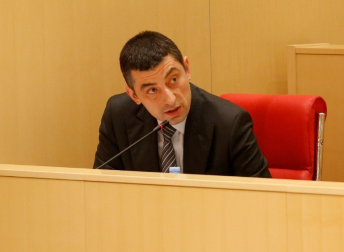 გახარია – „ნაციონალურ მოძრაობას“: „მე თქვენ დაგასრულებთ!“