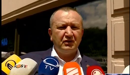 დავით ჭიჭინაძე: "ხალხს მიკროავტობუსებით ეზიადებიან"