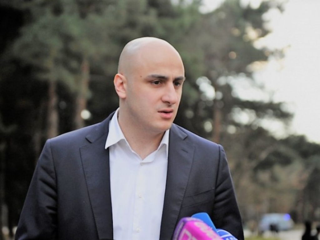 მელია – რევოლუციაზე: "სიტყვების რახა-რუხს თავი უნდა დავანებოთ"