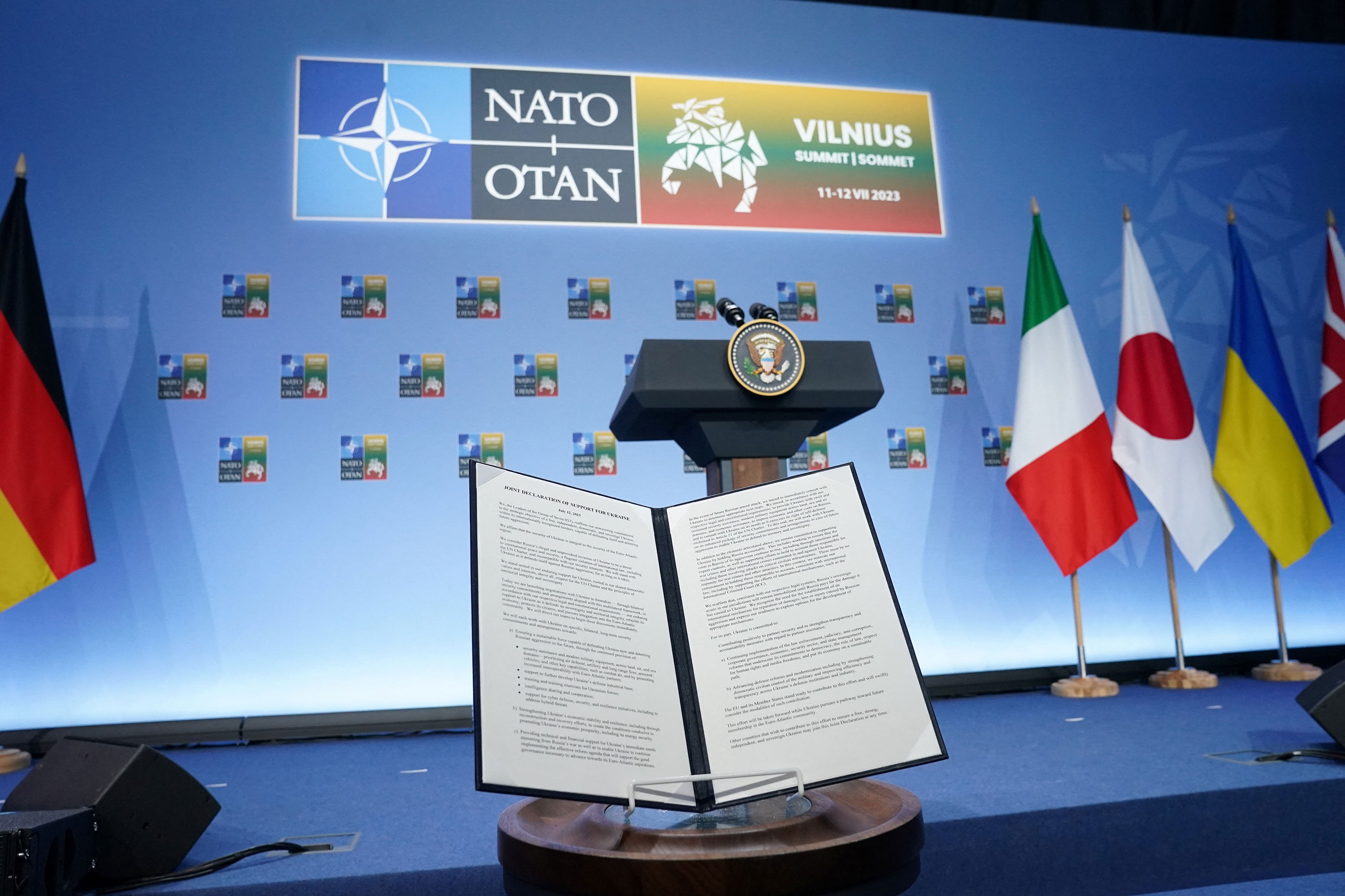 რას ითვალისწინებს "დიდი შვიდეულის" დეკლარაცია უკრაინისთვის უსაფრთხოების გრძელვადიანი გარანტიების შესახებ და რა პირობას დებს სანაცვლოდ კიევი