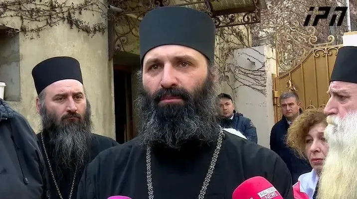 Архимандриту Илие Толорая запрещено в священнослужении