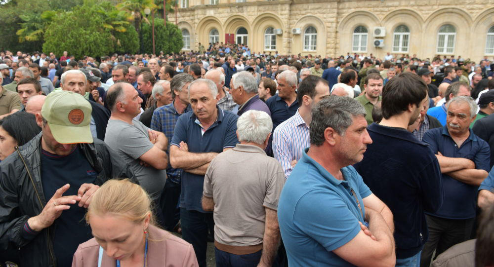 აფხაზეთში ოპოზიცია უვადო პროტესტს იწყებს