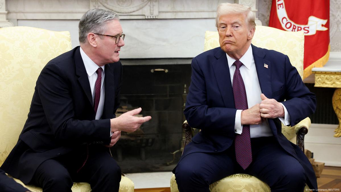 Премьер Британии Стармер встречается в Вашингтоне с президентом Трампом