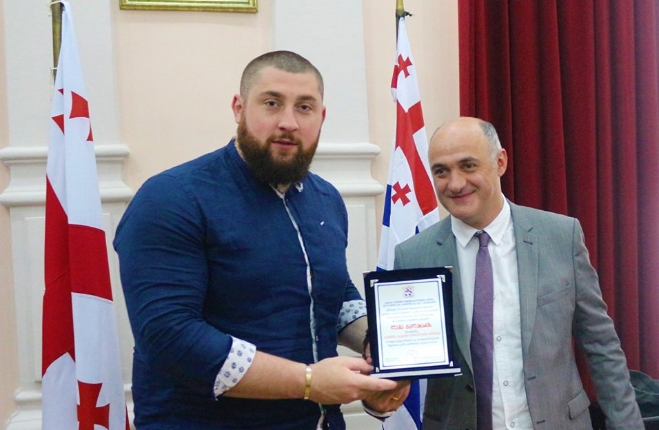 ტალახაძე საპატიო ბათუმელი გახდა