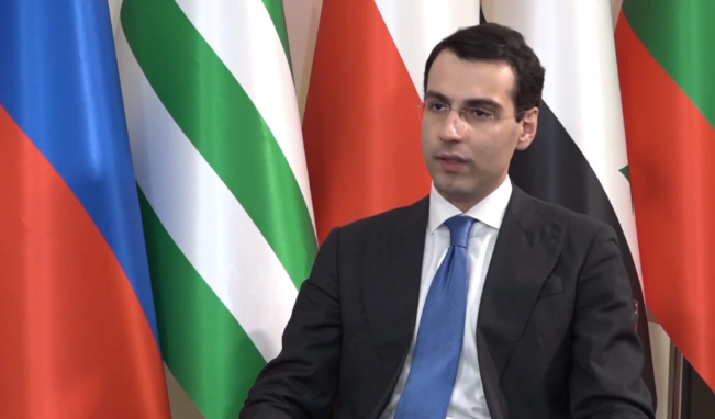 ინალ არძინბა: „ამერიკა შეეცდება, გადატრიალება მოაწყოს საქართველოში“