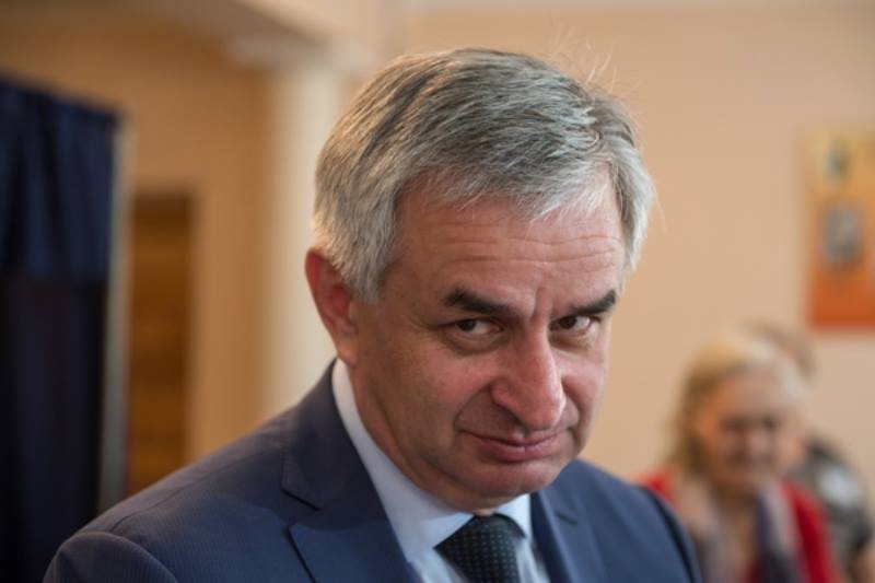 რაულ ხაჯიმბამ აფხაზეთის მოსახლეობისადმი საგანგებო მიმართვა გაავრცელა