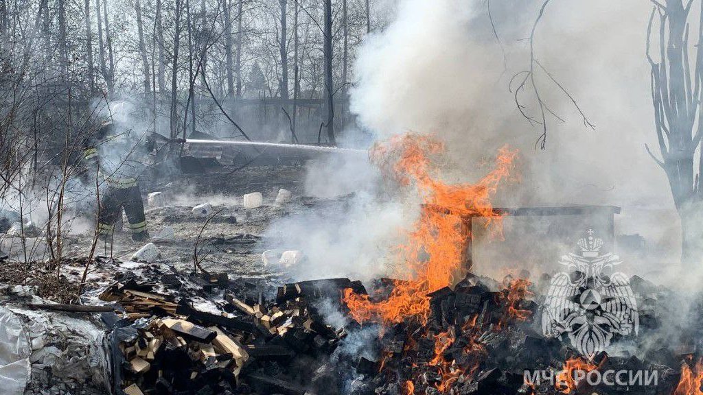 Из-за пожара в Гальский район приостановили ввоз твердых бытовых отходов