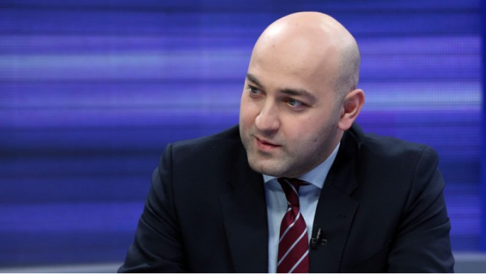 "მძევლად ვინ ვინ აიყვანა, ეს კიდევ საკითხავია"