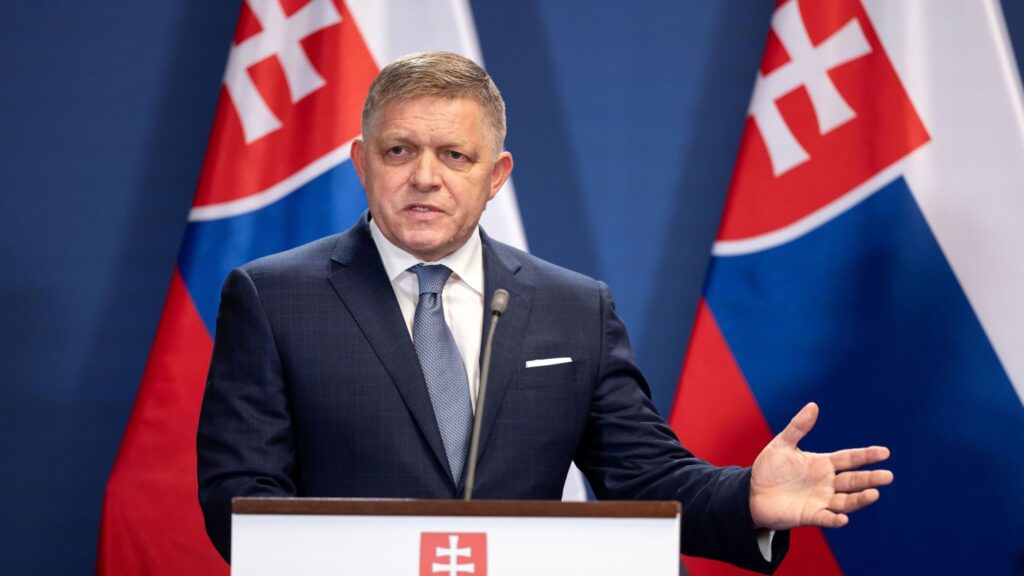 ფიცოს არ სურს, რომ სლოვაკეთი იყოს საფრანგეთის "ბირთვული ქოლგის" ქვეშ