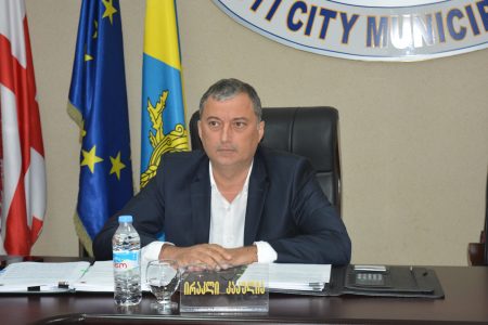 ფოთის საკრებულოს თავმჯდომარე დააკავეს
