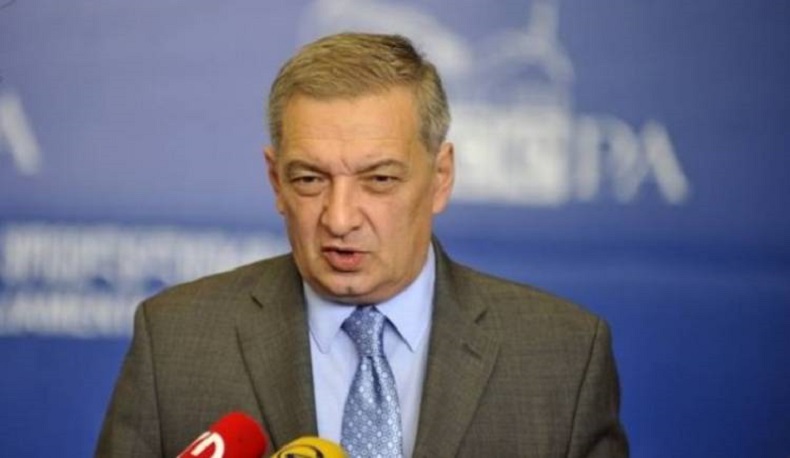 ვოლსკი ფილმის „და ჩვენ ვიცეკვეთ“ გადაღების იდეას ემიჯნება