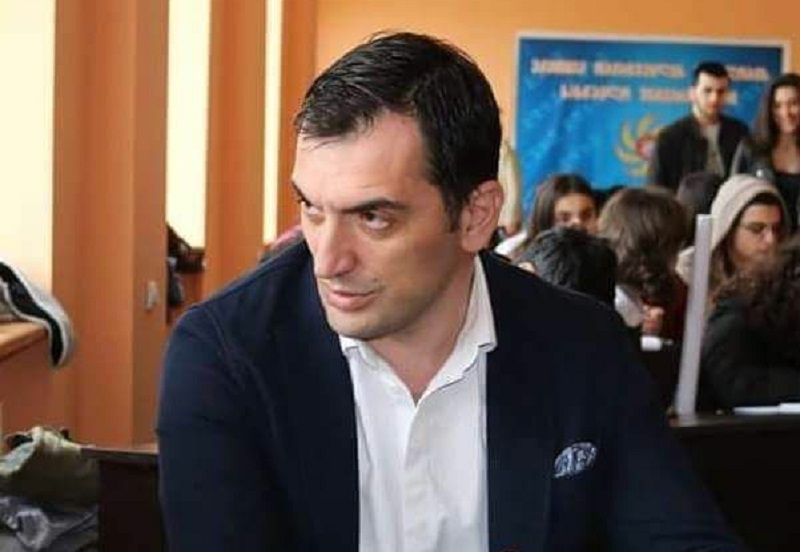 საპარლამენტო უმრავლესობას კიდევ ერთი მაჟორიტარი დეპუტატი ტოვებს