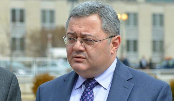 უსუფაშვილს პარლამენტის წინ შეკრებილებისგან განსხვავებული მოსაზრებები აქვს