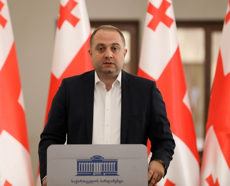 ირაკლი ჩიქოვანი: ვაზიანში აეროპორტის მშენებლობასთან დაკავშირებით ექსპერტებისა და თავდაცვის ძალების პოზიციაა, რომ წინაღობა არ არსებობს