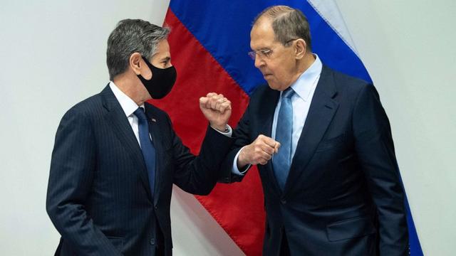 ბლინკენი კიევში ვიზიტის წინ ლავროვს ესაუბრა