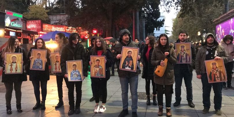 "გირჩი" "ბიძინა ივანიშვილის ხატებით" მსვლელობას მართავს
