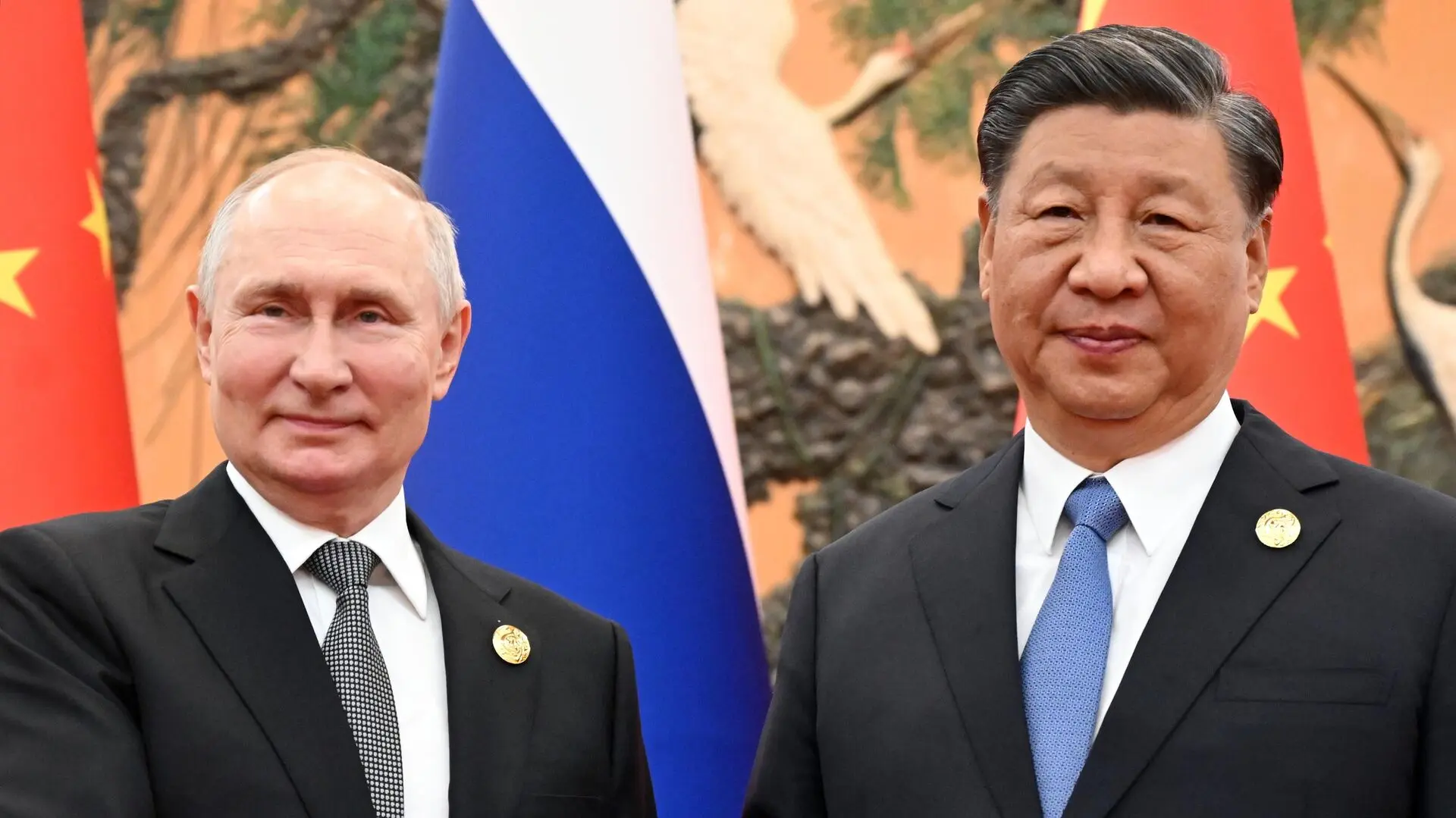 Визит Путина в Китай: новый газопровод и безвизовый режим