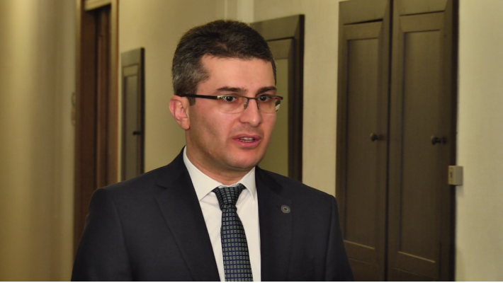 "მაჟორიტარებთან შეთანხმება შედგება"