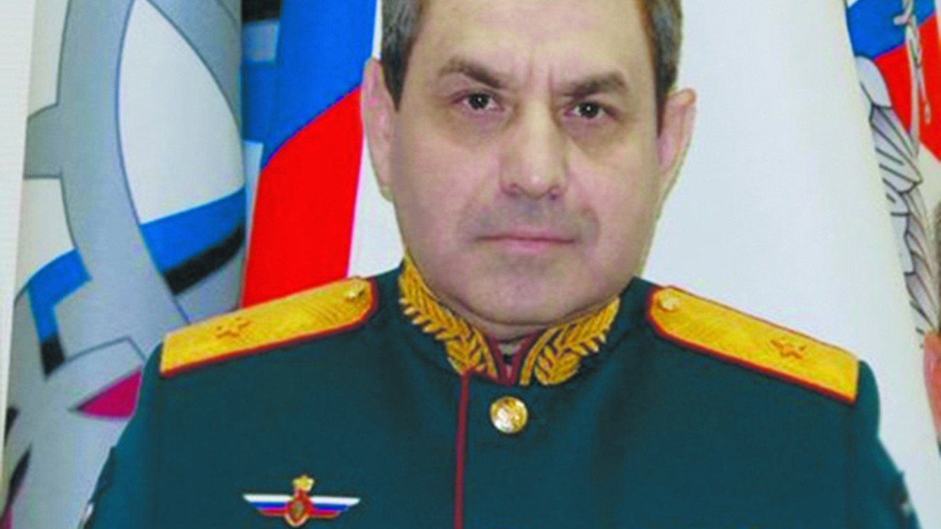 შოიგუს გუნდიდან მეექვსე გენერალი დააკავეს
