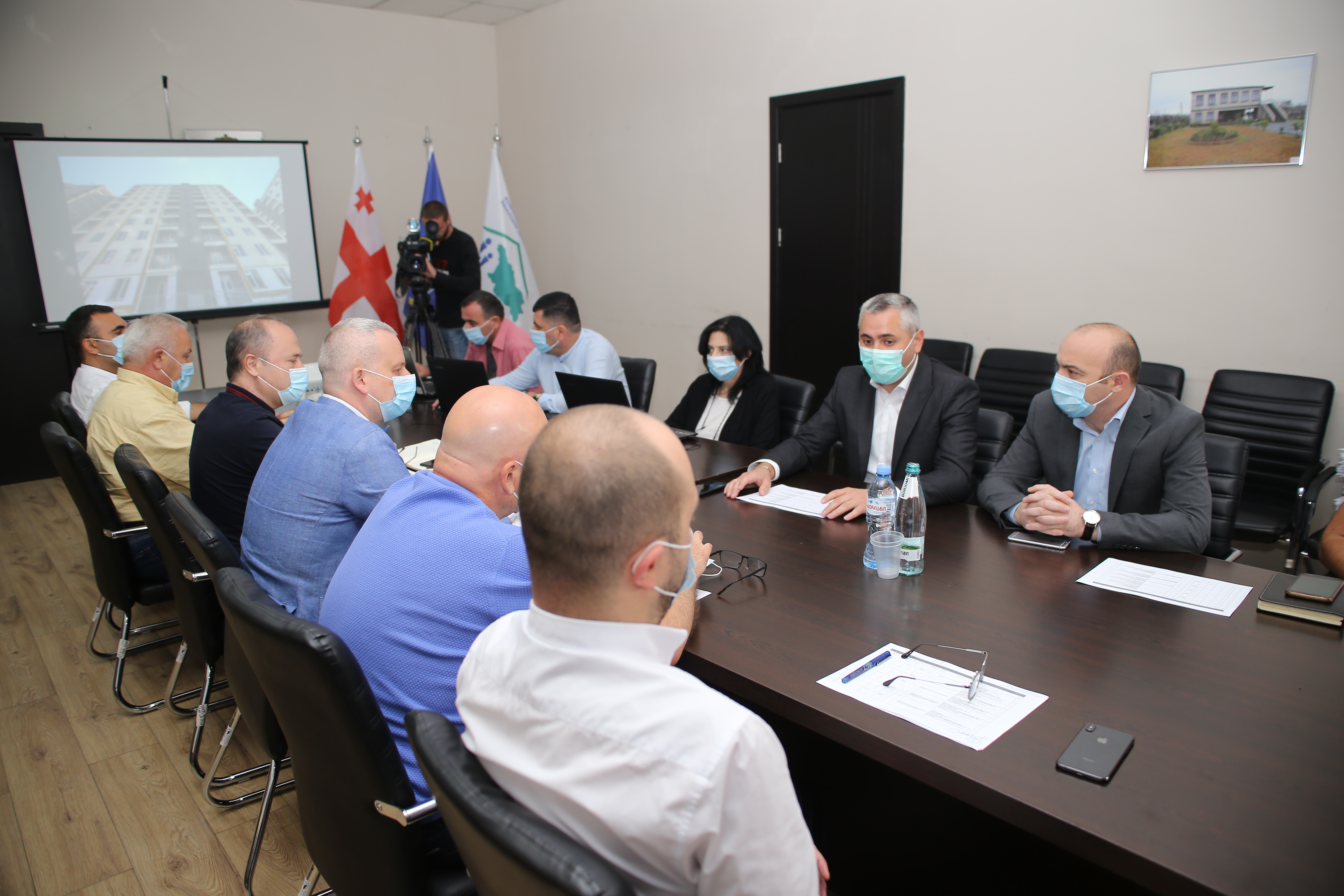 წყალტუბოში დევნილი ოჯახებისთვის ბინების განაწილების მიზნით კომისიამ მუშაობა დაიწყო