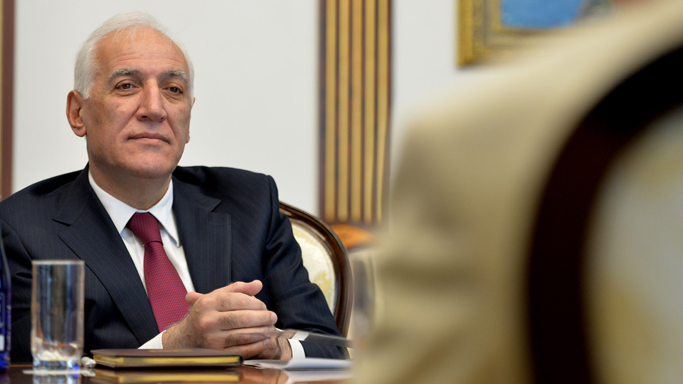 Президент Армении подписал закон о намерении страны вступить в Евросоюз