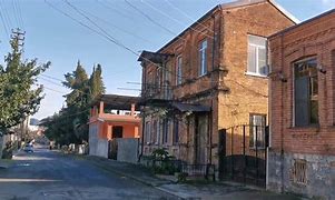 Дом писателя Фазиля Искандера в Сухуми продан во второй раз